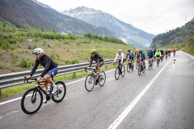 Annullato l’arrivo al Passo dello Stelvio: La Stelvio Santini si concluderà ai Laghi di Cancano