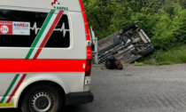 Incidente stradale a Caiolo: auto si ribalta nel bosco