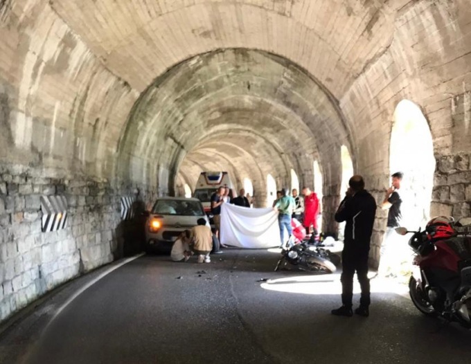 Incidente in galleria lungo la Statale 36 a Madesimo, due feriti