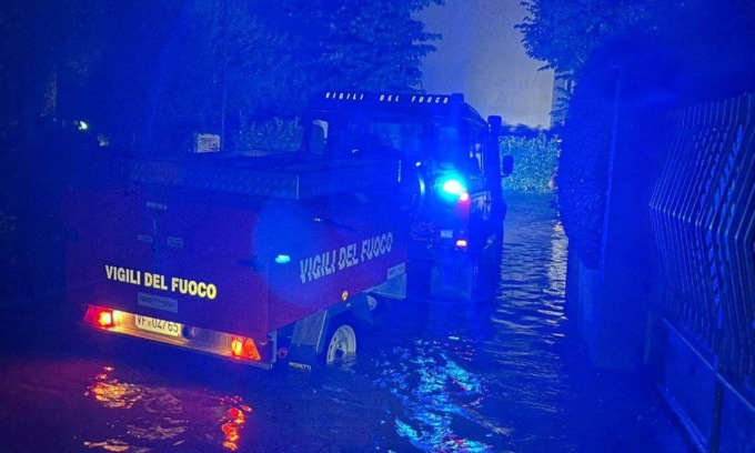 Maltempo e guasti: circolazione interrotta anche sulla  Tirano – Sondrio – Lecco – Milano