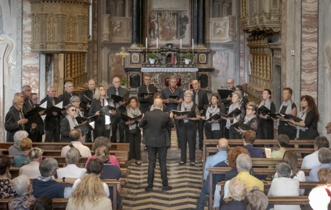 “Polifonie nell’Arte in Valtellina”, il Coro Siro Mauro in concerto