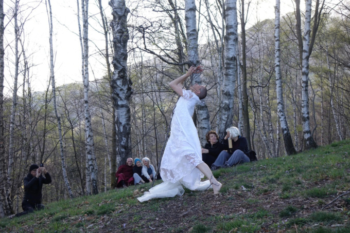 Il Sentiero degli artisti: giornata accessibile di arti performative in quota lungo la Decauville delle Orobie