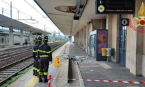 Crolla una pensilina in stazione a Monza: disagi sulla linea ferroviaria Tirano-Lecco-Milano