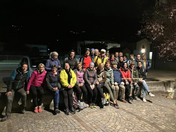 Notte di fede e sacrificio: 33 pellegrini hanno camminato da Sondrio alla Madonna di Tirano