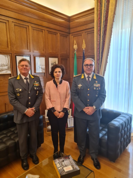 Il Prefetto di Sondrio Anna Pavone incontra il Comandante Regionale Lombardia della Guardia di Finanza
