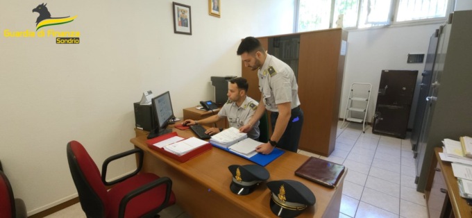 Scoperti falsi dentisti, disposto il sequestro quasi un milione di euro