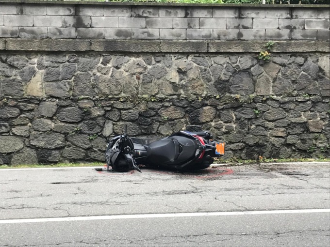 Scooter contro furgone, grave motociclista a Sondrio