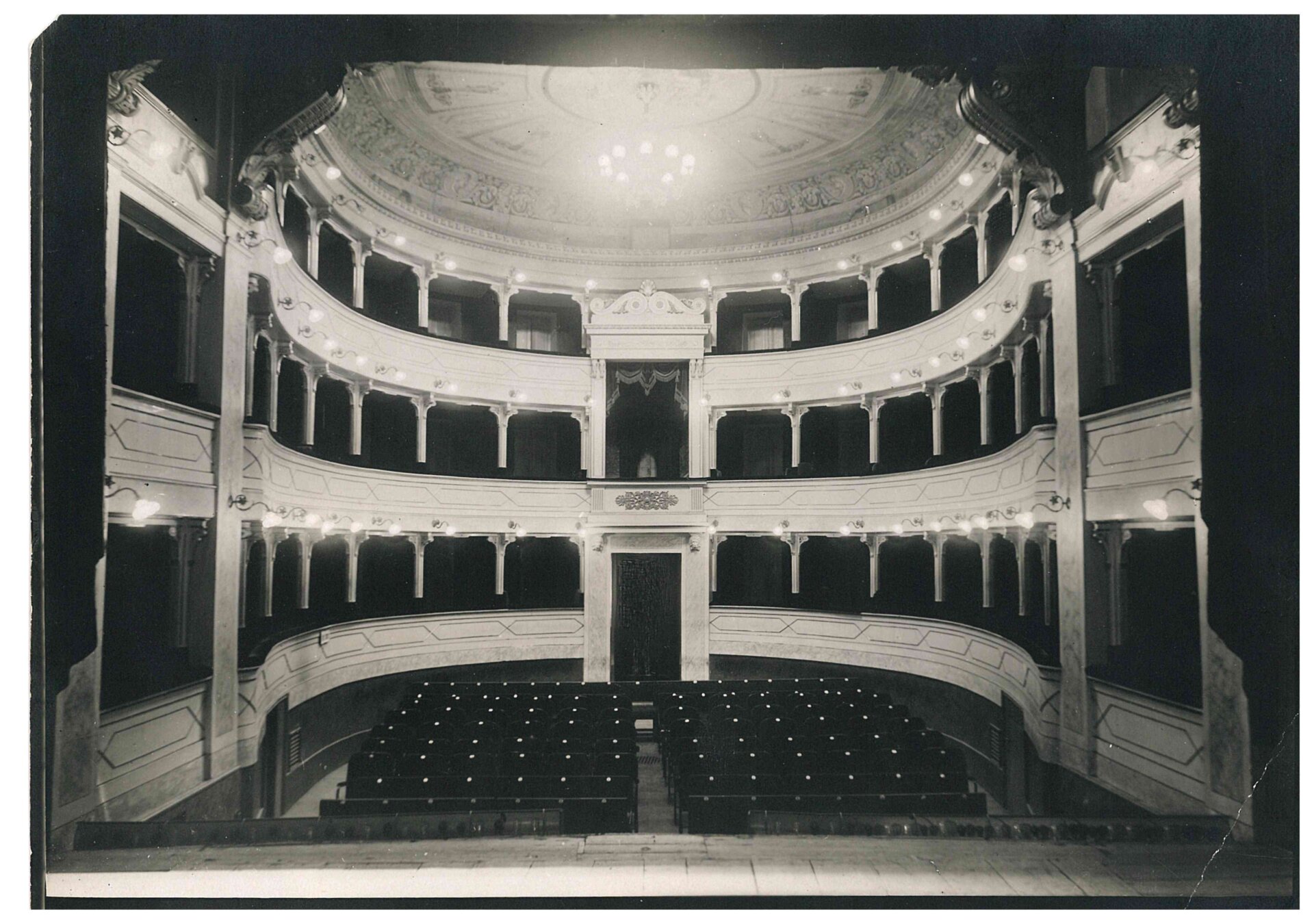 Teatro storico Sondrio interni