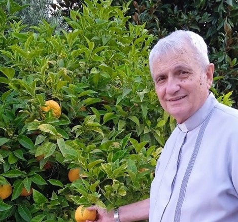 Don Luciano torna nella sua missione nelle Solomon
