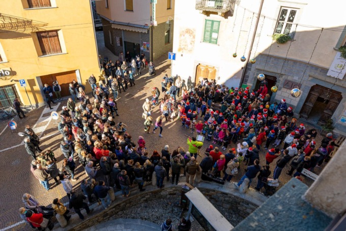 Scuole in piazza e Tana del Grinch
