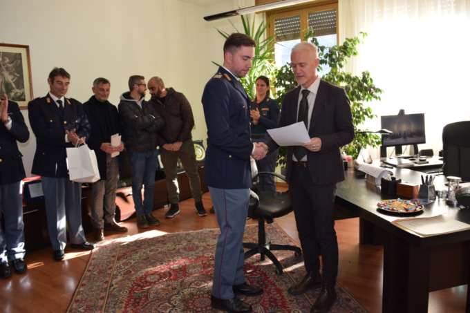 Il Questore di Sondrio incontra il personale della Polizia di Stato per lo scambio degli auguri natalizi