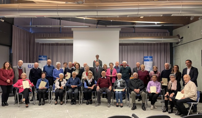 L’amore duraturo a Sondrio: festa per le nozze d’oro e di diamante