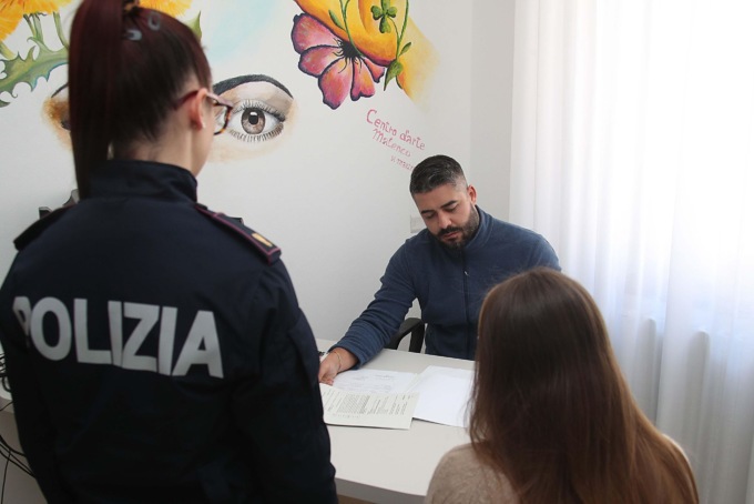 Violenza sulle donne: due uomini ricevono l’Ammonimento dal Questore