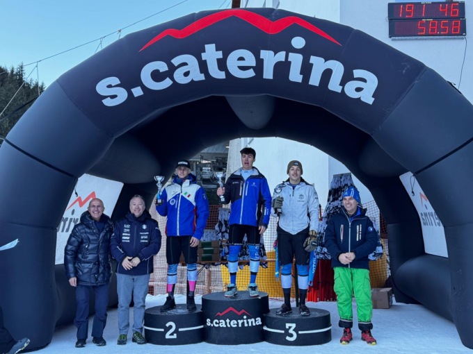 A Santa Caterina Valfurva successo di Linda Amidei e bis di Luca Bianchi. Domani il primo dei due giganti