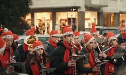 Natale a Morbegno, le immagini dell'emozione diventano virali