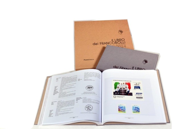 Per i collezionisti da oggi disponibile il libro dei francobolli 2024
