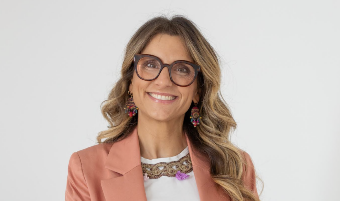 “E voleremo sopra la paura”: Valentina Mastroianni presenta il suo nuovo  libro