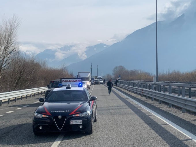 Sofia è nata in una piazzola d’emergenza della Statale 38