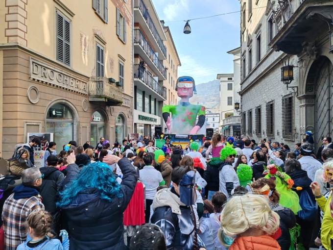 Grande successo per la sfilata di Carnevale organizzata dagli oratori a Sondrio