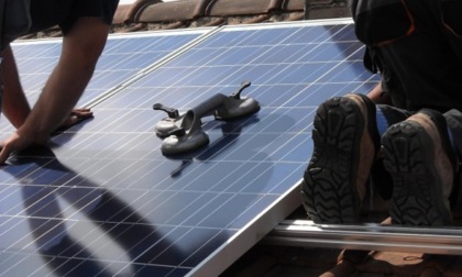 Cosa sono pannelli solari per balcone e perché installarli