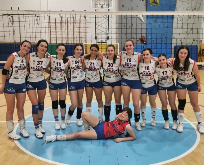 Derby di fuoco: il CSI Tirano “Fratelli Magro” trionfa al tie-break