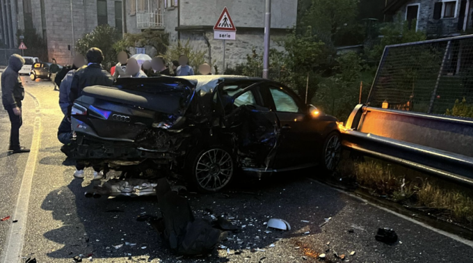 Scontro mortale a Novate Mezzola: morto un 22enne di San Cassiano