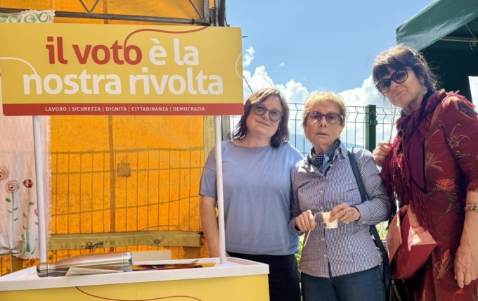 Referendum: il Comitato in piazza ogni sabato
