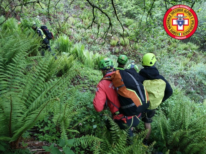 Val Malgina, uomo disperso in zona impervia: recuperato in serata dal Soccorso alpino con elicottero e unità cinofila