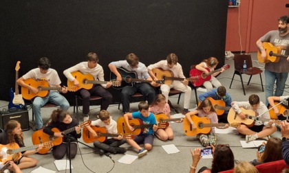 Una possibilità importante offerta a tutti per insegnare ed imparare la chitarra