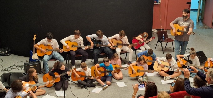 Una possibilità importante offerta a tutti per insegnare ed imparare la chitarra