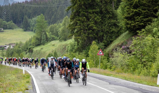 Più di 1.700 ciclisti da 50 Paesi pronti a conquistare LaStelvioSantini 2025