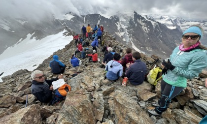 Il Cai Valfurva in gita alpinistica fino alla vetta del monte Pasquale