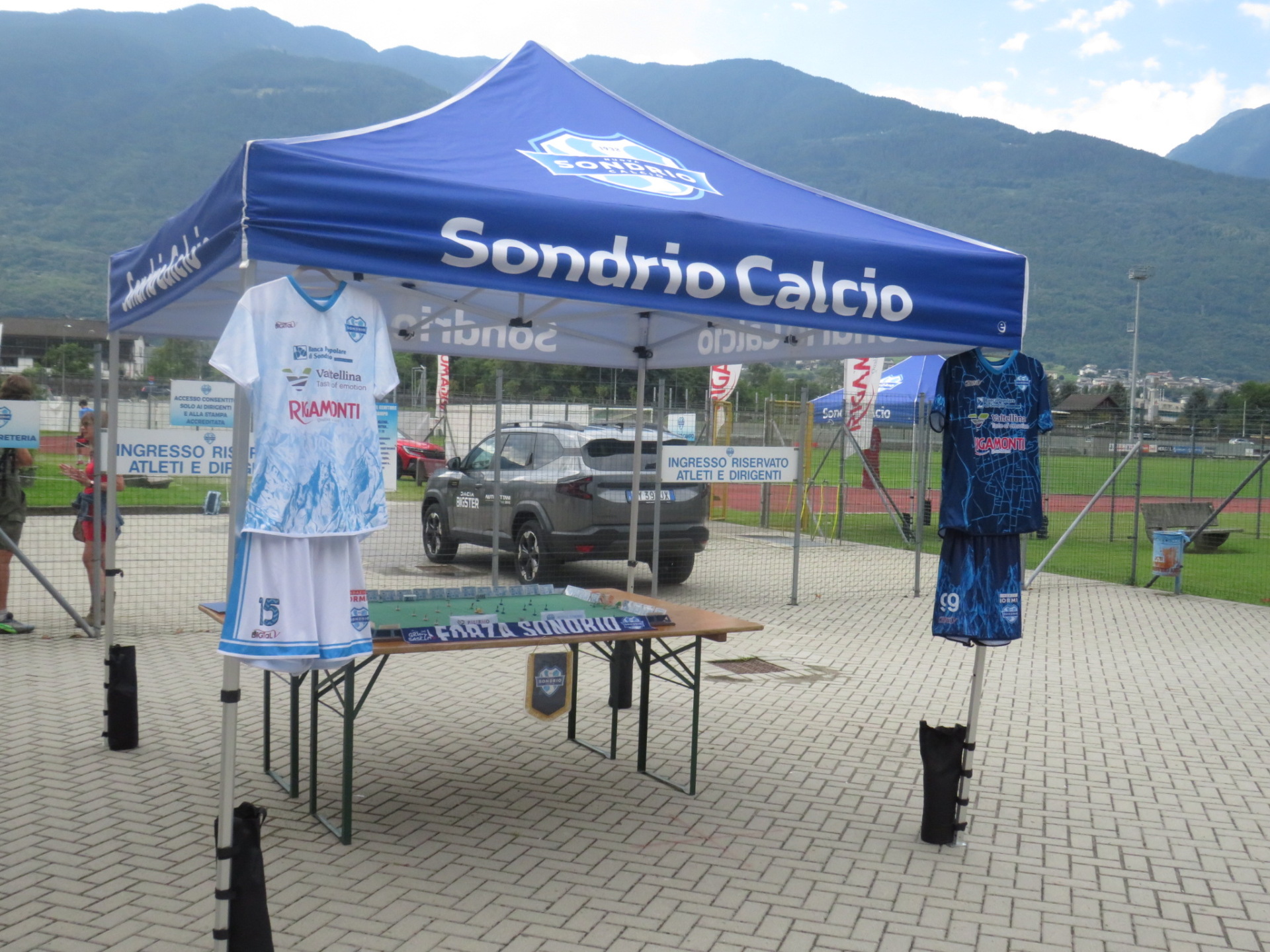 Installazione maglie e subbuteo