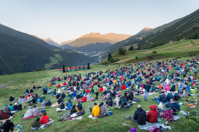 Un Concerto all’Alba da ricordare: l’energia del rock al femminile incanta Valdidentro