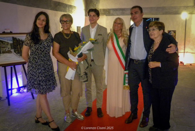 Grande successo per l’inaugurazione della mostra di Luciana Colombini