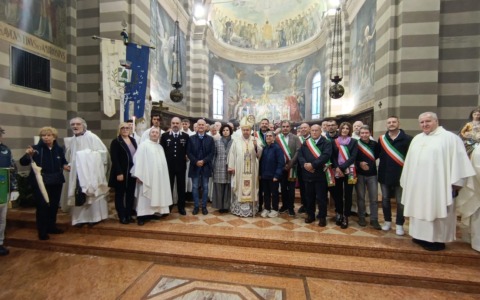 Valle di Colorina inaugura l’Anno Folciano alla presenza del Cardinale Cantoni