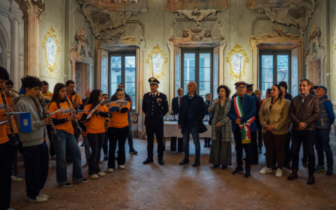 Morbegno in Cantina: esordio bagnato ma illuminato dalle torce olimpiche