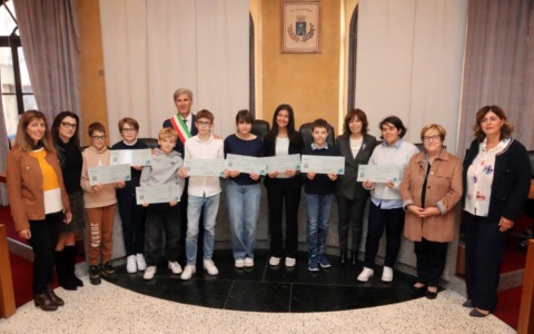 Premiati in municipio gli alunni meritevoli