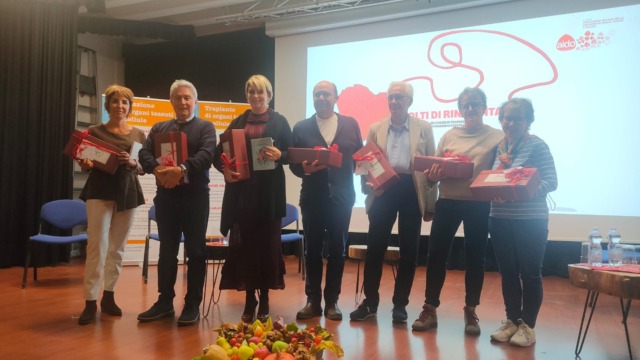 Toccanti storie di donazione e altruismo durante la serata che presentava il libro Volti di Rinascita