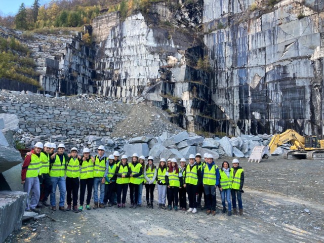 Grande partecipazione alla nona edizione del Cava Day: studenti in visita alle imprese del settore estrattivo e minerario
