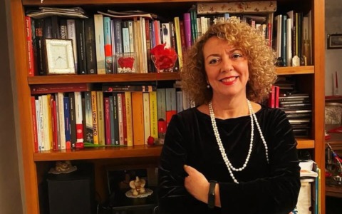 “La stanza delle attese” come incubatrice di speranze: a Sondrio la presentazione del libro di Tina Scopacasa