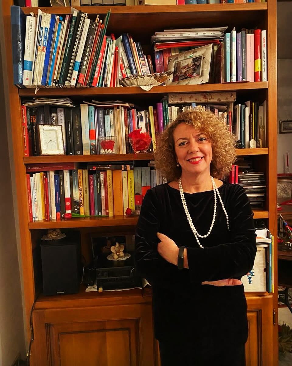 “La stanza delle attese” come incubatrice di speranze: a Sondrio la presentazione del libro di Tina Scopacasa