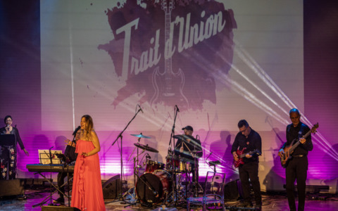 “Non restiamo in silenzio”: lo spettacolo Raccontami una Donna dei Trait d’Union per dire No alla violenza di genere