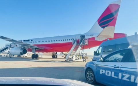 Straniero molesto espulso e rimpatriato dopo denunce e condanne