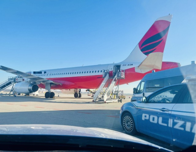 Straniero molesto espulso e rimpatriato dopo denunce e condanne