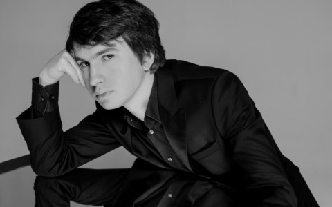 Melnikov apre la nuova stagione del Cid