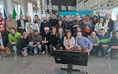 Premiate le scuole di sci, alpinismo e scialpinismo storiche