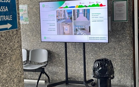 Nuovi monitor informativi nei Presidi di ASST Valtellina e Alto Lario: un filo diretto con gli utenti