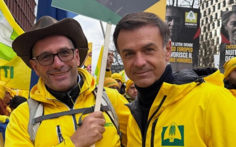 Coldiretti Sondrio in piazza a Bruxelles, Bambini: “Via i tecnocrati, Von Der Leyen uccide l’agricoltura”