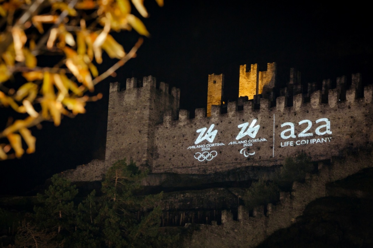 A2A accende il Castello di Grosio per Milano Cortina 2026
